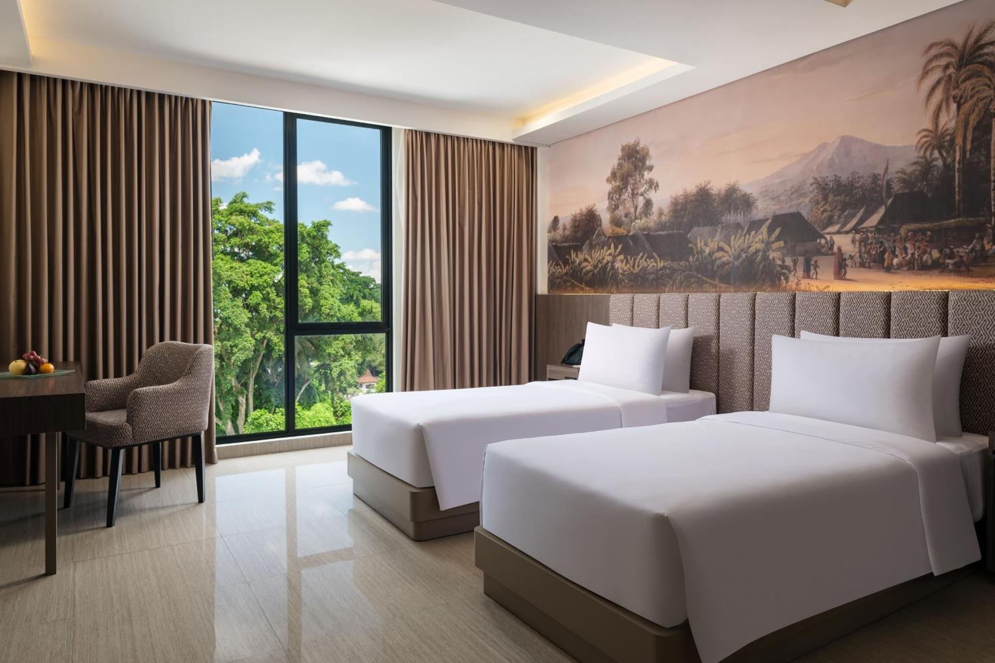 Hotel Santika Blitar Exterior foto